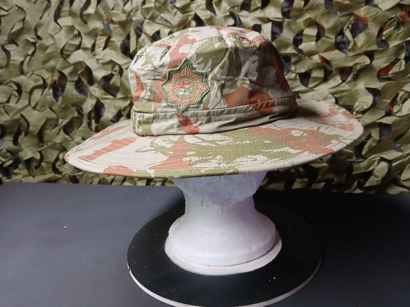 SAPS 2ND PATTERN CAMO HAT WITH BADGE