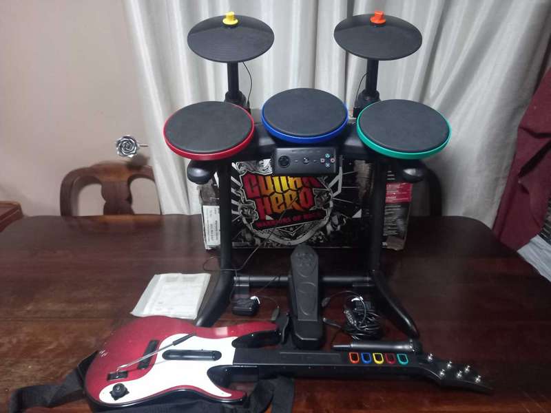 Guitar Hero Band Bundle