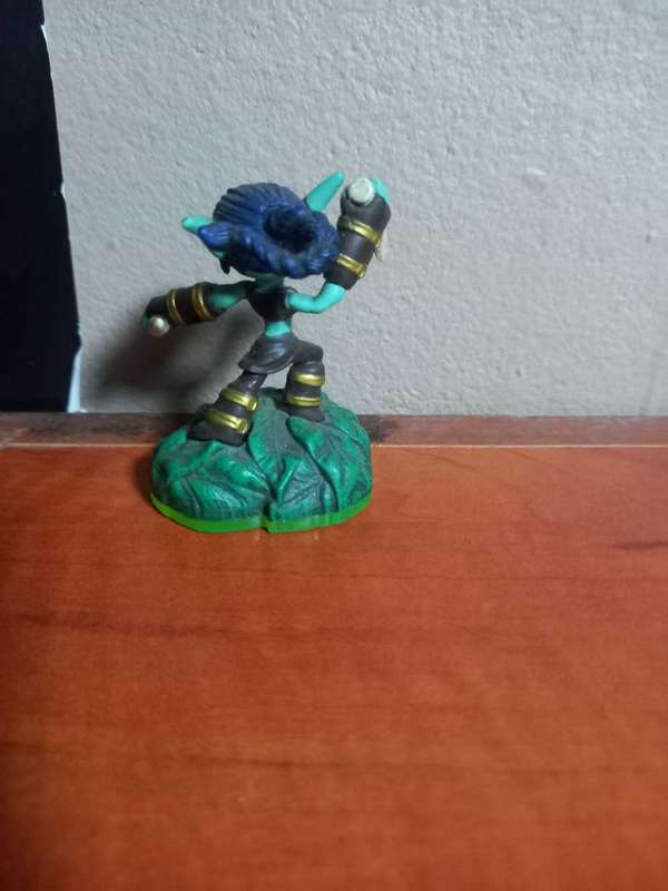 Skylanders Spyro's Adventure Stealth Elf