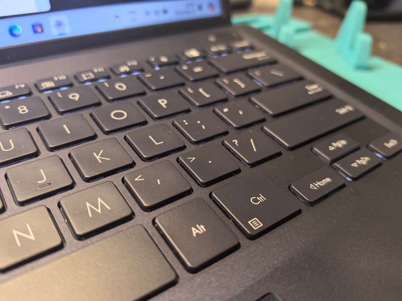 11th GEN i7-ASUS EXPERTBOOK B1400c*i7-1165G7*16GB RAM*512GB SSD*FHD*G7 GRAPHICS*