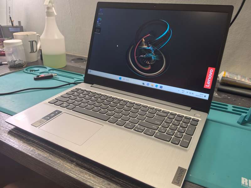 LATE ENTRY-10TH GEN i5-LENOVO IDEAPAD 3-i5-10210U-8GB DDR4*256GB SSD-1TB HDD-FHD