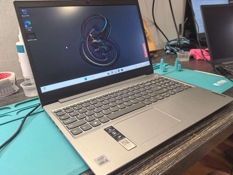 LATE ENTRY-10TH GEN i5-LENOVO IDEAPAD 3-i5-10210U-8GB DDR4*256GB SSD-1TB HDD-FHD