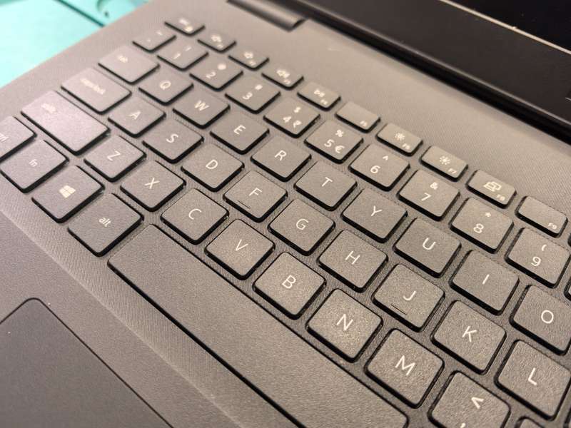 DELL INSPIRON 3501-i3-1005G1-8GB DDR4-240GB SSD-HD