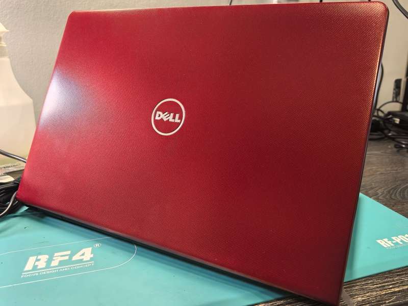 DELL VOSTRO 15 3568-i5-7200U-FHD 1920X1080-512GB SSD-8GB DDR4