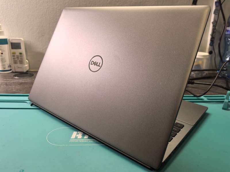 12TH GEN i7-DELL VOSTRO 5620-i7-1260P-32GB RAM-2TB SSD-FHD+*XE GRAPHICS