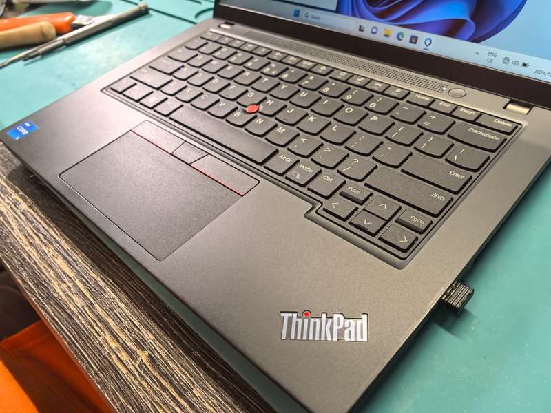 12th GEN i5-LENOVO THINKPAD L14-i5-1235G7-8GB DDR4-512GB SSD-FHD-IRIS GRAPHICS