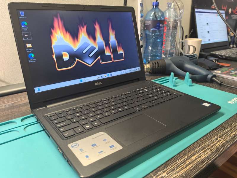 Dell Inspiron 15 3567 i3-6006u 256GB SSD 8GB RAM DVD HD520 Graphics