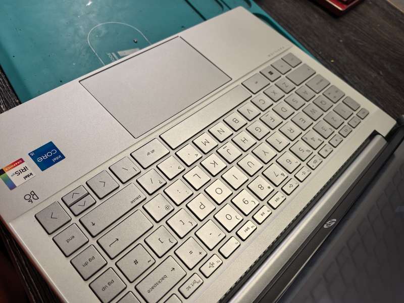 12TH GEN i5-TOUCSCREEN-HP PAVILION 14*I5-1235u-8GB-512GB SSD-FHD TOUCH