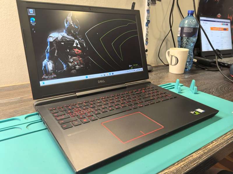 DELL GAMING 7577-i7-7700HQ-16GB-512GB SSD-1000GB HDD-IPS FHD-GTX1050ti-FHD