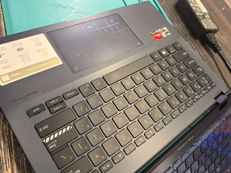 12TH GEN-RADEON GRAPHICS-ASUS S14 FLIP-RYZEN 5-5600H-8GB RAM-512GB SSD-TOUCHSCREEN-FHD+