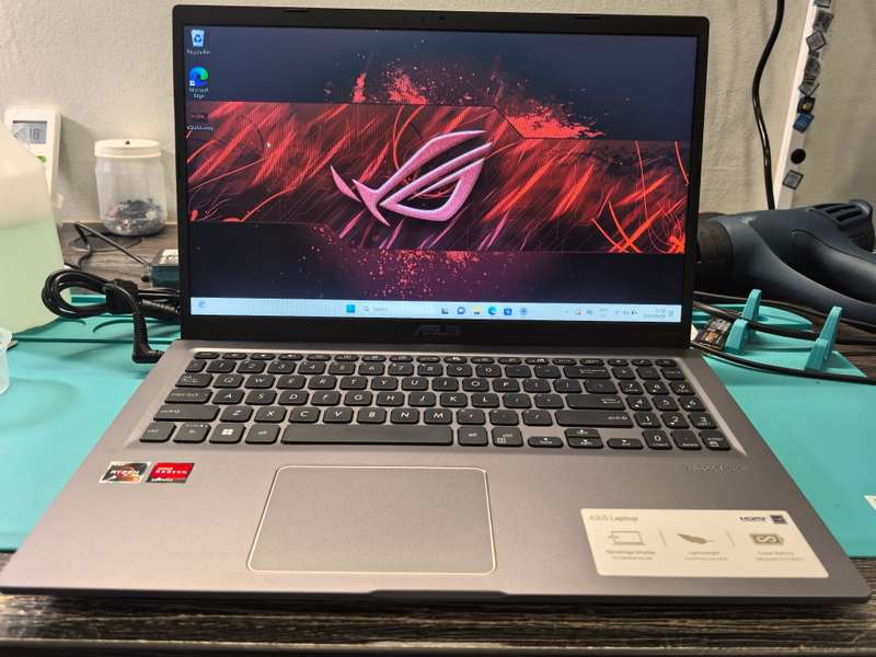 ASUS VIVOBOOK M515DA-RYZEN 5-3500U-8GB DDR4-256GB SSD-HD-RADEON GRAPHICS