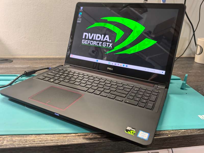 4K DISPLAY-GAMING i7-DELL INSPIRON 7559-i7-6700HQ-NVIDIA GTX960M-16GB RAM-256GB NVME-1000GB HDD