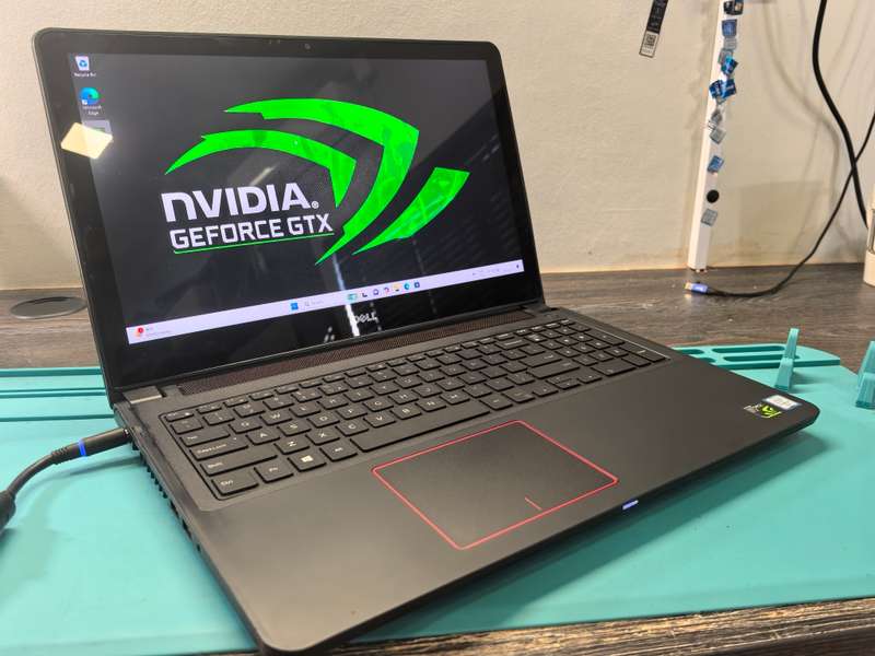 4K DISPLAY-GAMING i7-DELL INSPIRON 7559-i7-6700HQ-NVIDIA GTX960M-16GB RAM-256GB NVME-1000GB HDD