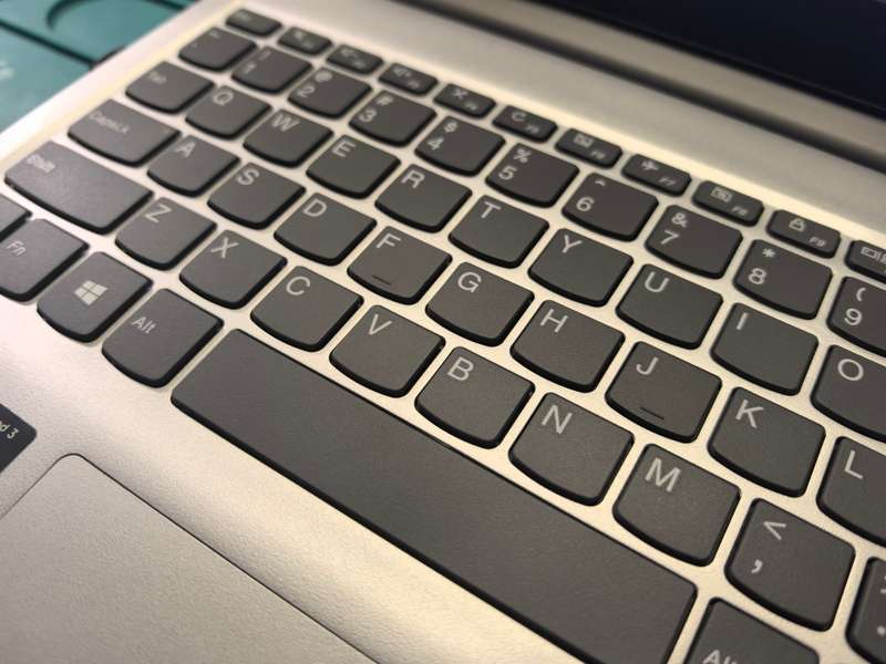 LENOVO IDEAPAD 3-i5-1135G7-8GB DDR4-256GB SSD-1000GB HDD-FHD-IRIS GRAPHICS