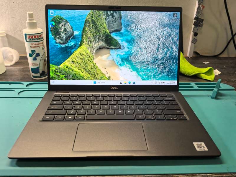 Touchscreen Carbon Ultrabook Dell Latitude 7400 i5-10310U 16GB 256GB SSD FHD Backlit