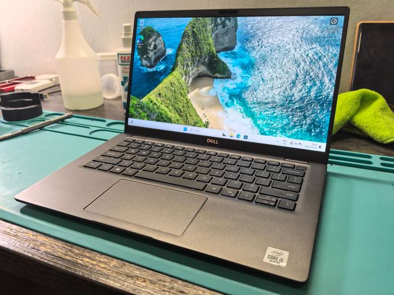 Touchscreen Carbon Ultrabook Dell Latitude 7400 i5-10310U 16GB 256GB SSD FHD Backlit