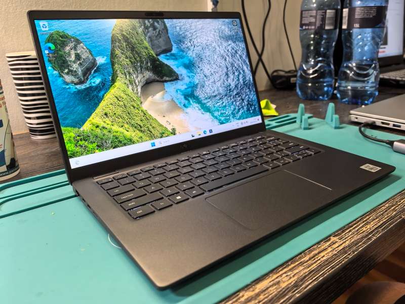 Touchscreen Carbon Ultrabook Dell Latitude 7400 i5-10310U 16GB 256GB SSD FHD Backlit