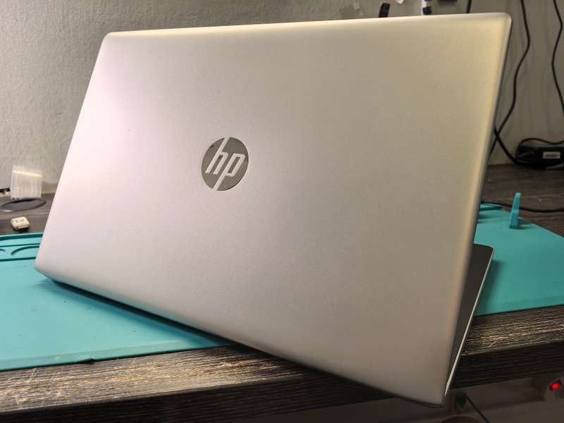 17"FHD-NVIDIA GRAPHICS-HP PROBOOK 470 G5-i5-8250U-8GB DDR4-256GB SSD-1000GB HDD
