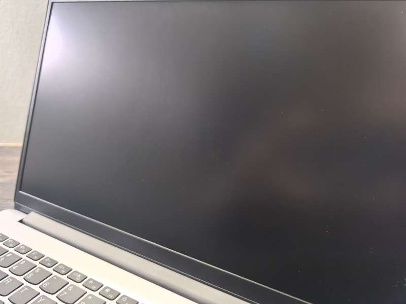13th gen-LENOVO IDEAPAD 1-AMD RYZEN 5-7520U-16GB DDR5-512GB NVME-RADEON 610-QUAD CORE-FHD