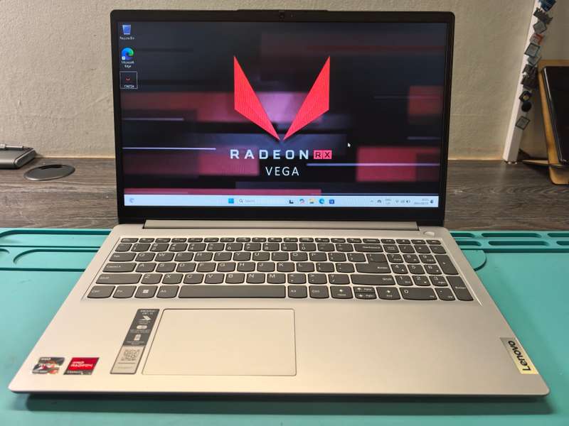 13th gen-LENOVO IDEAPAD 1-AMD RYZEN 5-7520U-16GB DDR5-512GB NVME-RADEON 610-QUAD CORE-FHD