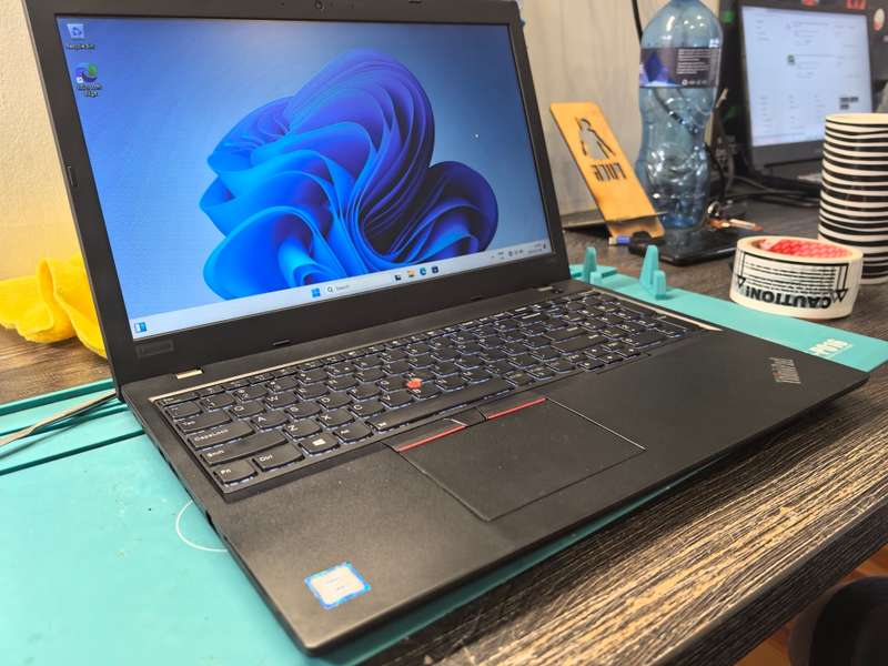 QUAD CORE i5-LENOVO THINKPAD L580*i5-8250U*512GB SSD*8GB DDR4*4GLTE