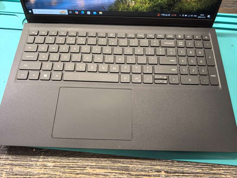 11TH GEN*DELL VOSTRO 15 3510*i3-1115G4*8GB DDR4*512GB SSD*FHD*