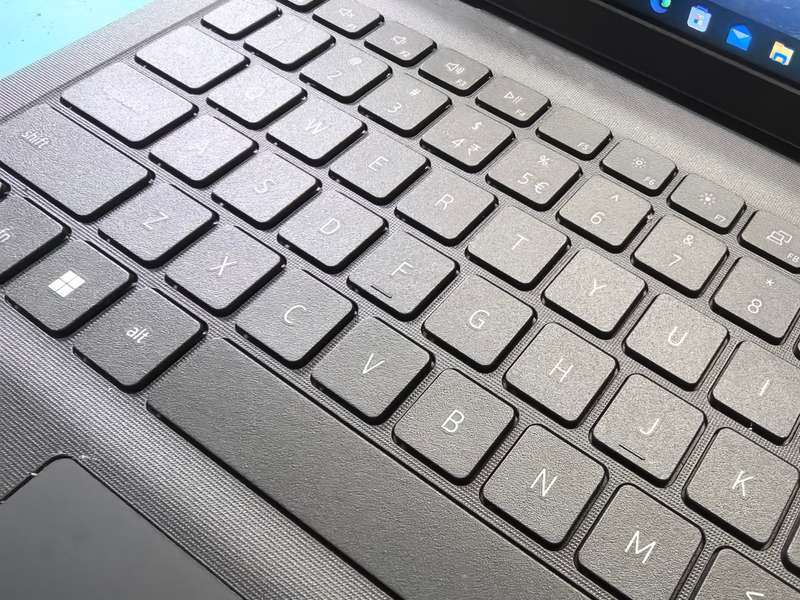 11TH GEN*DELL VOSTRO 15 3510*i3-1115G4*8GB DDR4*512GB SSD*FHD*