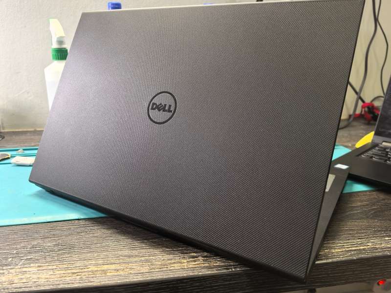 NVIDIA Graphics Dell Inspiron 15 3542 i7-4510u NVIDIA GeForce 840M 256GB SSD 8GB RAM