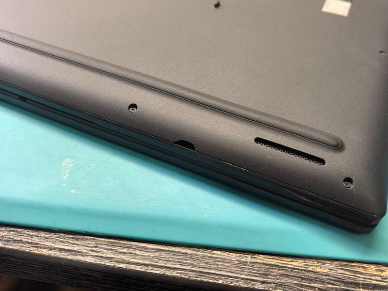 11TH GEN-DELL LATITUDE 3520-i5-1135G7-16GB DDR4-512GB SSD-FHD