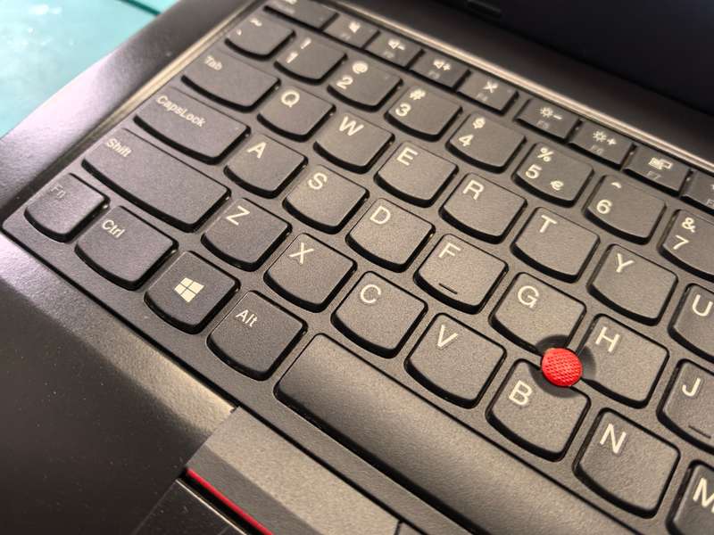 Lenovo ThinkPad L480 14" i5-7200U FHD 4G LTE 8GB RAM 256GB SSD