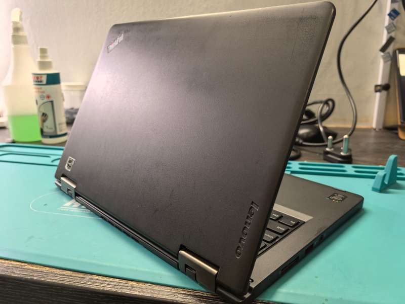 LATE ENTRY-ULTRABOOK*LENOVO THINKPAD YOGA 12*i5-5300U*TOUCH*8GB LPR3*256GB SSD*FHD*360 FLIP*