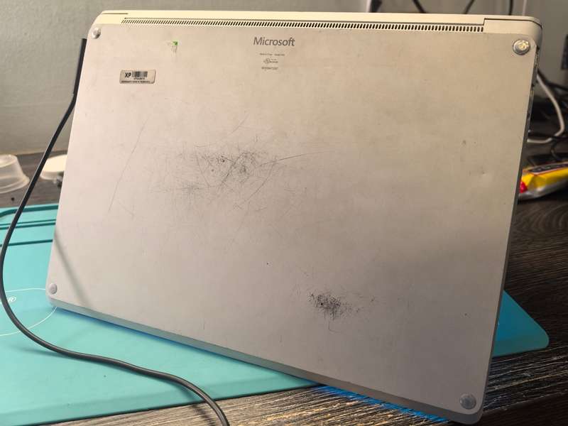 *Microsoft Surface LAPTOP*i7-7660U*8GB DDR4*256GB SSD*2K DISPLAY!*IRIS PLUS!