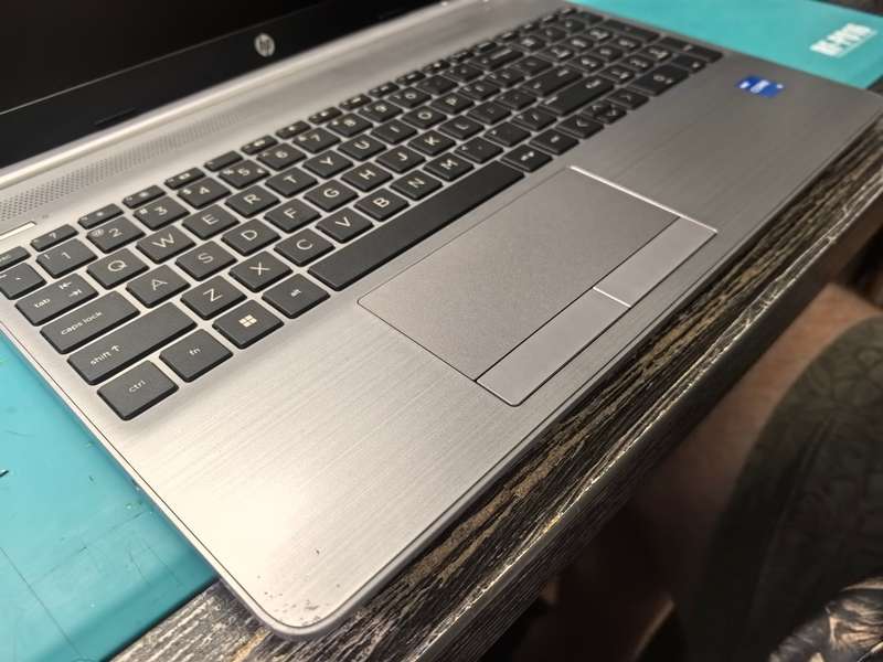 late entry-12TH GEN i5-HP 250 G9*i5-1235u*FHD*8GB RAM*256GB NVME SSD-WARRANTY