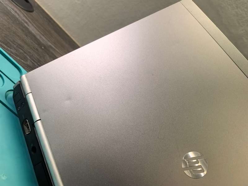 HP ELITEBOOK 8570P*i5-VPRO3360m-8GB RAM-256GB SSD-DVD-HD+