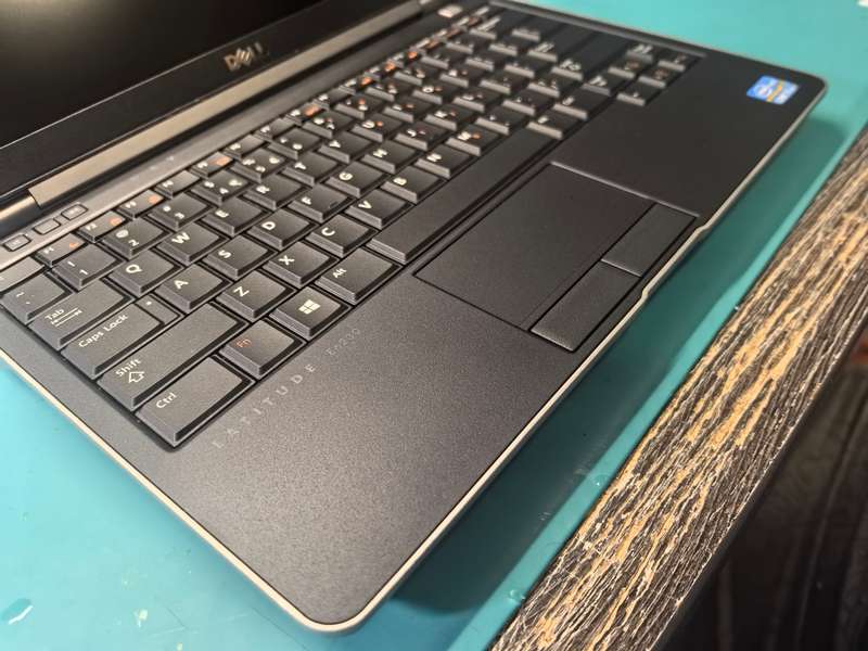 Dell Latitude E6230 i7 8GB RAM 256GB SSD Backlit 3G