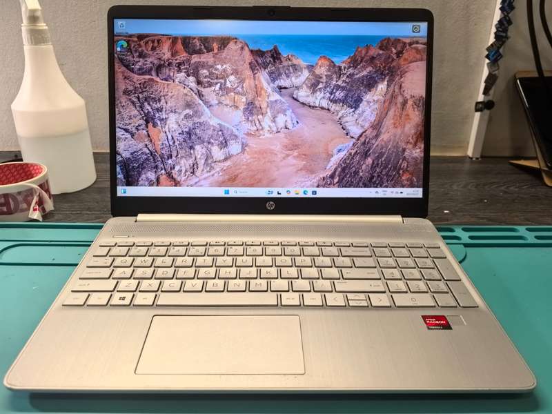 11th Gen HP 15s Ryzen 5-4500U Hex Core 8GB RAM 512GB SSD FHD Radeon