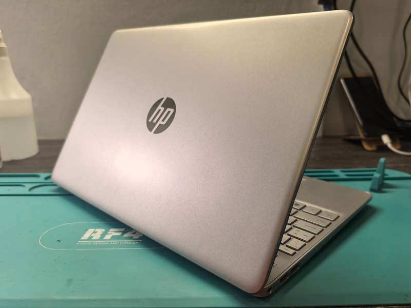 11th Gen HP 15s Ryzen 5-4500U Hex Core 8GB RAM 512GB SSD FHD Radeon