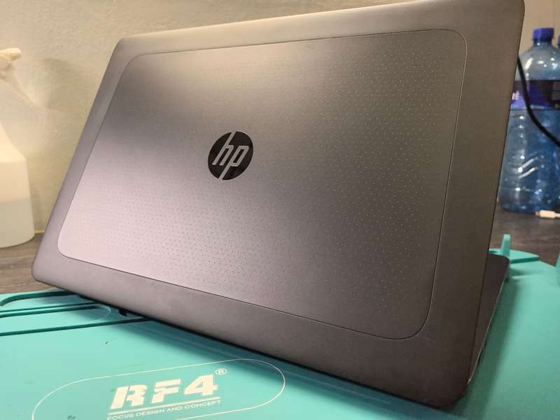 HP ZBook 15 G3 i7-6820HQ 16GB 256GB SSD FHD NVIDIA Quadro M2000M 4GB
