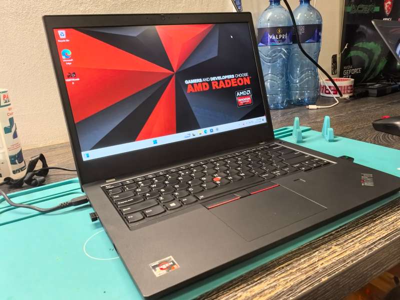 LENOVO THINKPAD T14*RYZEN 5 PRO-4650U*8GB DDR4*512GB SSD*RADEON*FHD*4GLTE