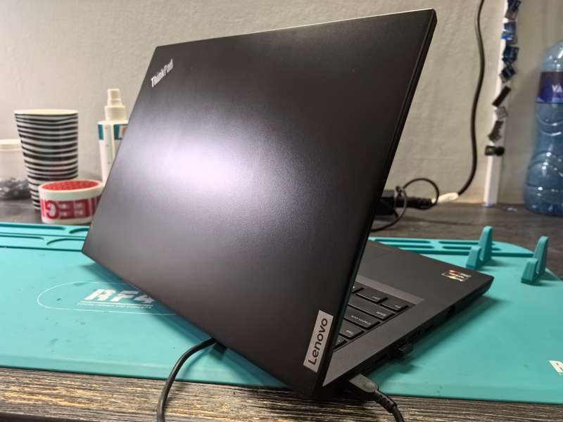 LENOVO THINKPAD T14*RYZEN 5 PRO-4650U*8GB DDR4*512GB SSD*RADEON*FHD*4GLTE