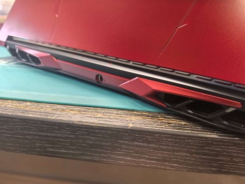 ACER NITRO 5-i5-11400H*16GB RAM*1000GB SSD*FHD*RTX 3050