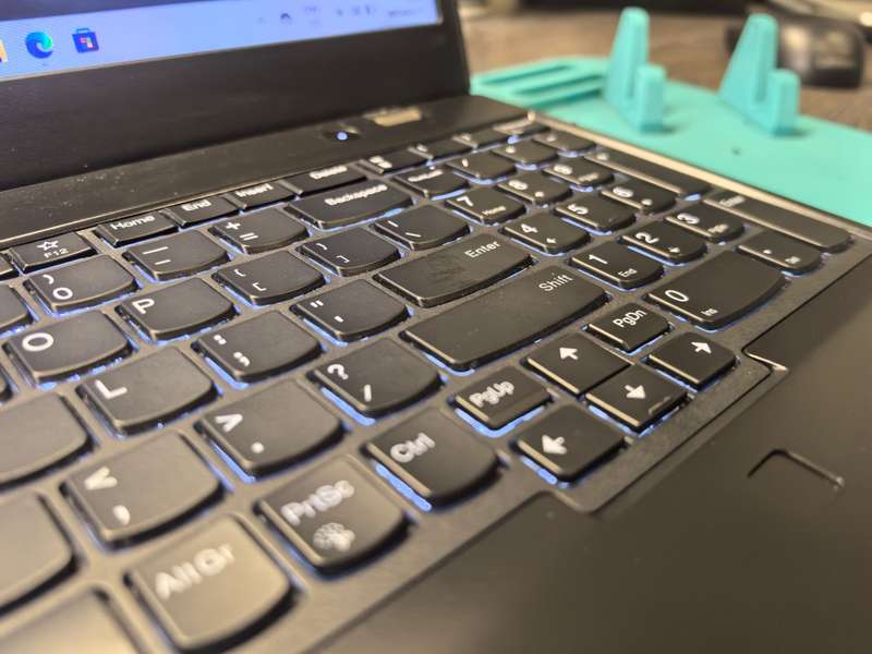 QUAD CORE i5-Lenovo ThinkPad L15-i5-10210u-16GB DDR4 512GB SSD-HD