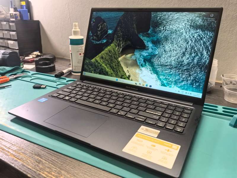 12TH GEN*ASUS VIVOBOOK X1504ZA-i3-1215U-8GB RAM-512GB SSD-FHD