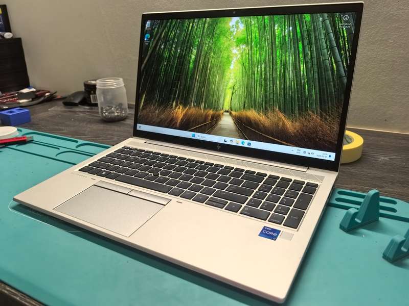 QUAD CORE i7-TOUCHSCREEN*HP ELITEBOOK 850 G8*i7-1165G7*IPS FHD*16GB*512GB SSD*FHD