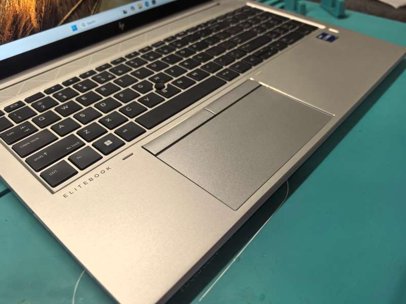 QUAD CORE i7-TOUCHSCREEN*HP ELITEBOOK 850 G8*i7-1165G7*IPS FHD*16GB*512GB SSD*FHD