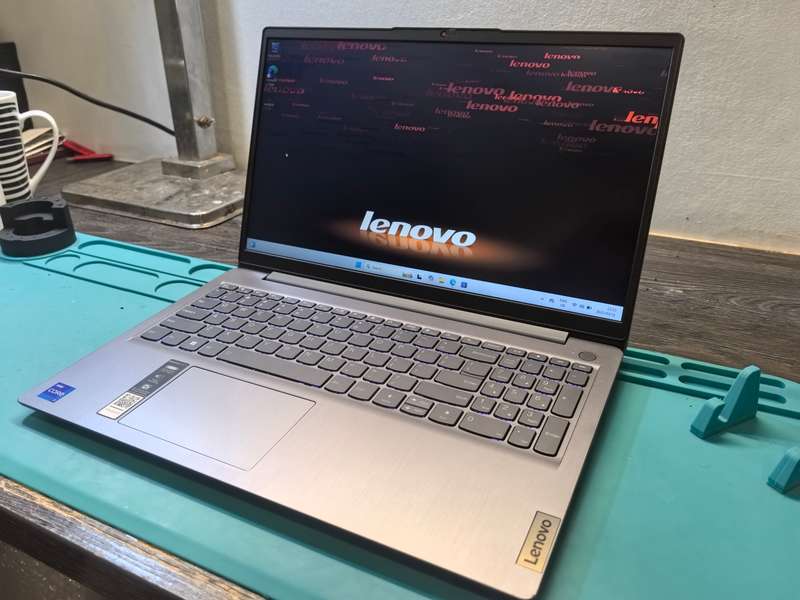12th Gen i7-LENOVO IDEAPAD 3 i7-1255U-8GB DDR4-512GB SSD- FHD