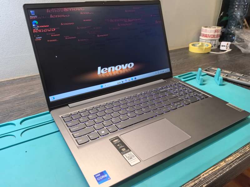 12th Gen i7-LENOVO IDEAPAD 3 i7-1255U-8GB DDR4-512GB SSD- FHD