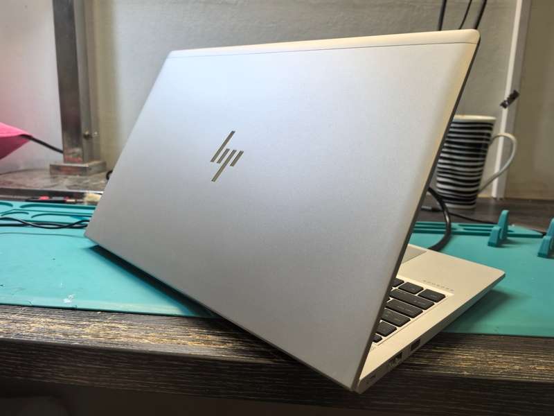 QUAD CORE 11TH GEN i5-HP PROBOOK 450 G8*i5-1135G7*16GB DDR4*500GB SSD*HD*IRIS GRAHICS