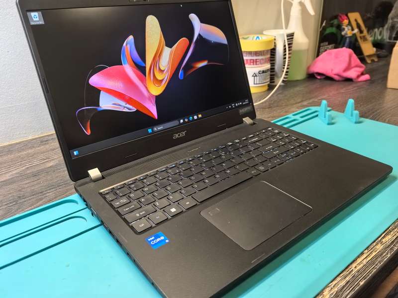 11th Gen i7 Acer Travelmate P215 with i7-1165G7, 8GB DDR4, 256GB NVMe SSD, FHD, 4G LTE