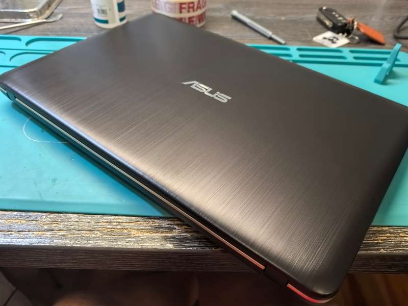 -Boxed - ASUS F540L i3-5005U 4GB RAM 256GB SSD Tru2Life Display